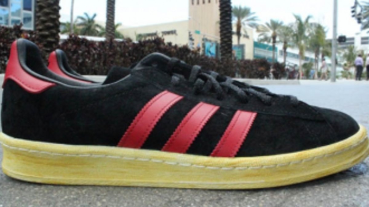 mita sneakers × adidas Originals mita mita sneakers x adidas Originals ZX 8000 - SneakerNews.com