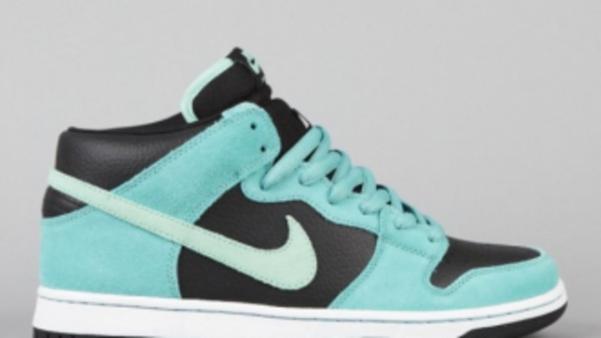 Nike SB Dunk Mid Pro - Black/Medium Mint-Sea Crystal