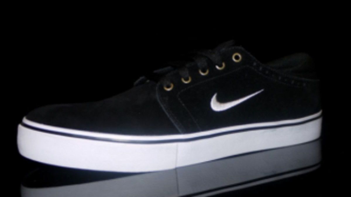 Nike SB Team Edition 2 Black Suede Spring 2012