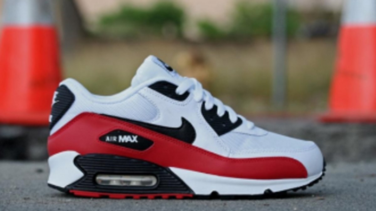 Air max red and white and black best sale