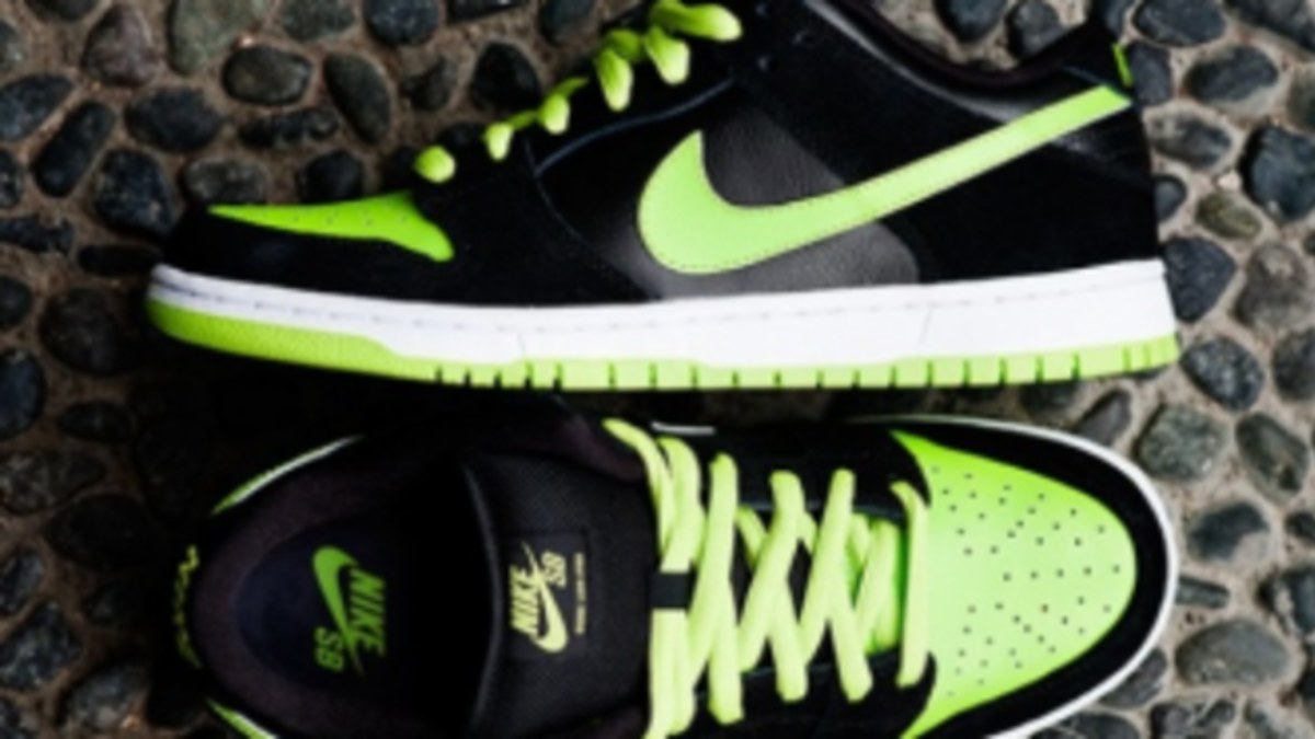 Nike sb neon j pack online