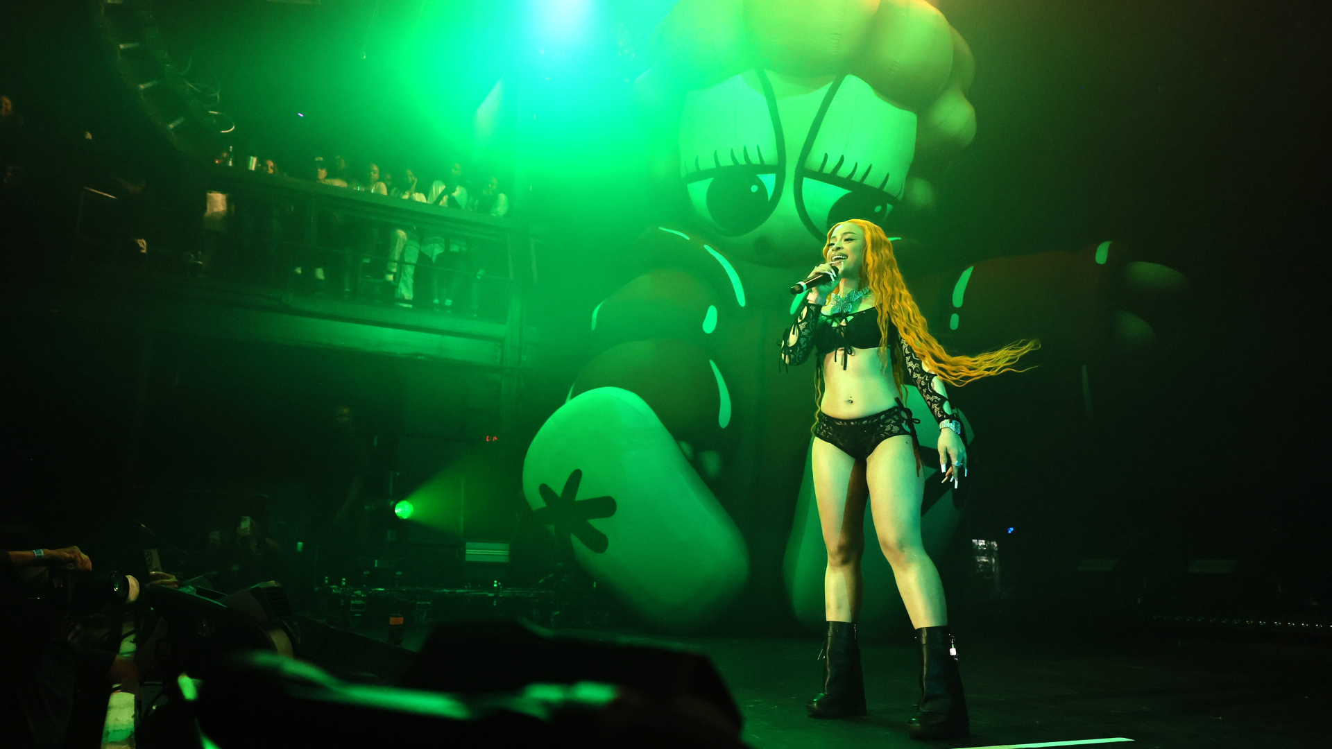 Ice Spice Responds to Cleotrapas Claims of Manipulative...