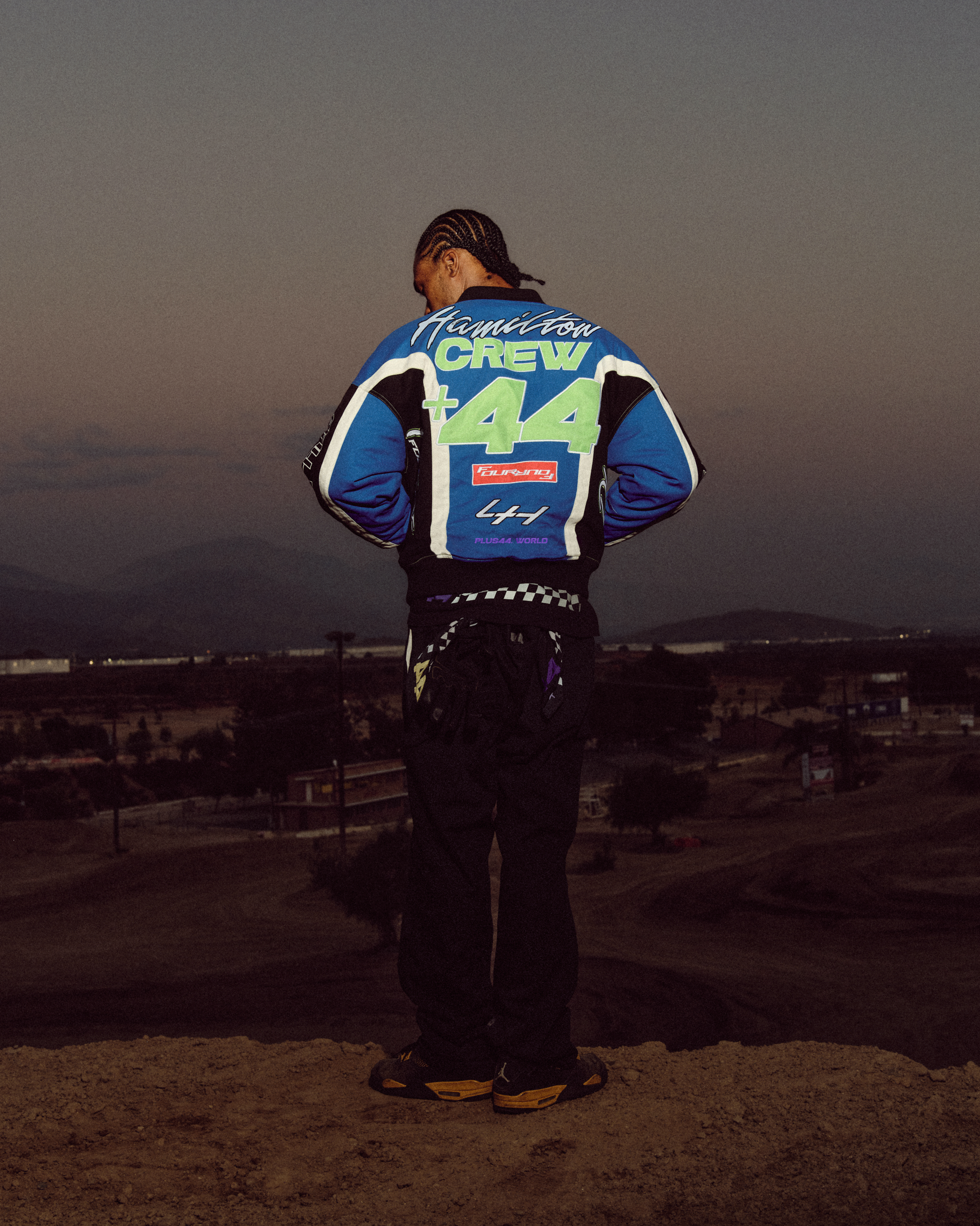 H2O ブラック ユニフォーム SPIRIT OF 84 Lewis Hamilton's +44 Launches Limited Edition MX TX Colle