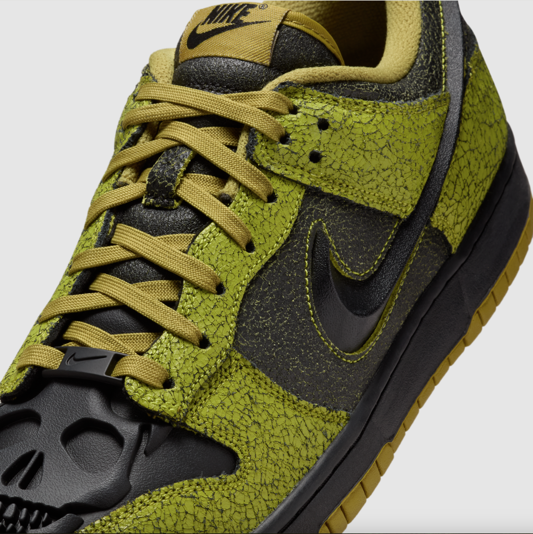 New 'Halloween' Nike Dunk Releases Next Week