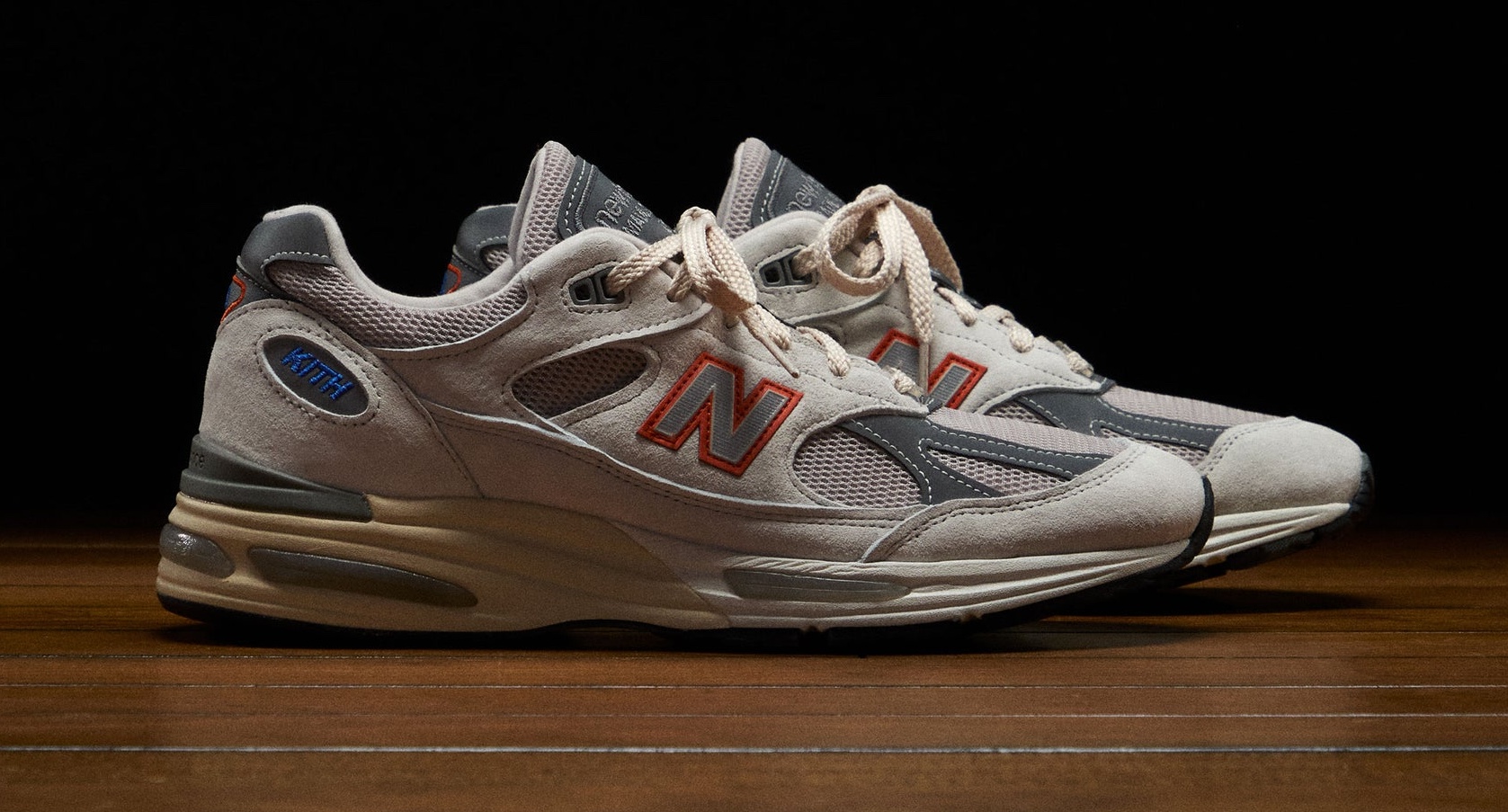 【専用】Kith GradientSerifSummerSlidesCanvas ASICS x Above The Clouds GT-2160 - Black / Gunmetal – Kith