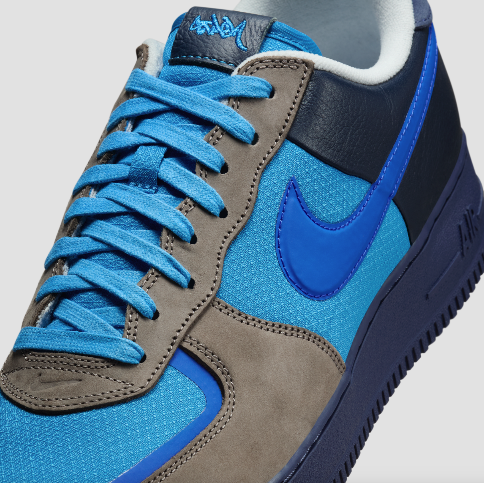 【NIKE】Stash x Nike Air Force 1 Low Air Force 1 Low x Stash 'Soft Grey and Harbour Blue' (HF5516