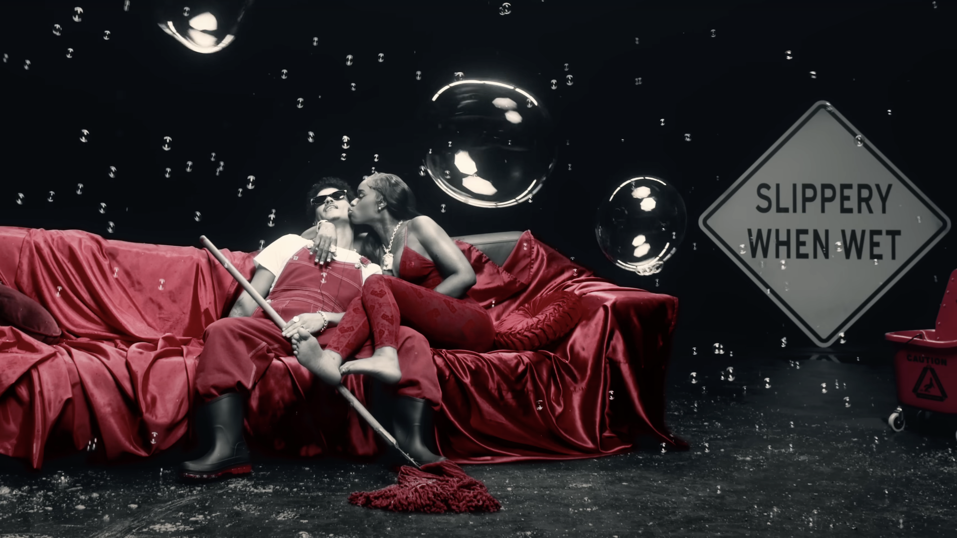 Sexxy Red x Bruno Mars - Fat Juicy & Wet (Double A 'from The