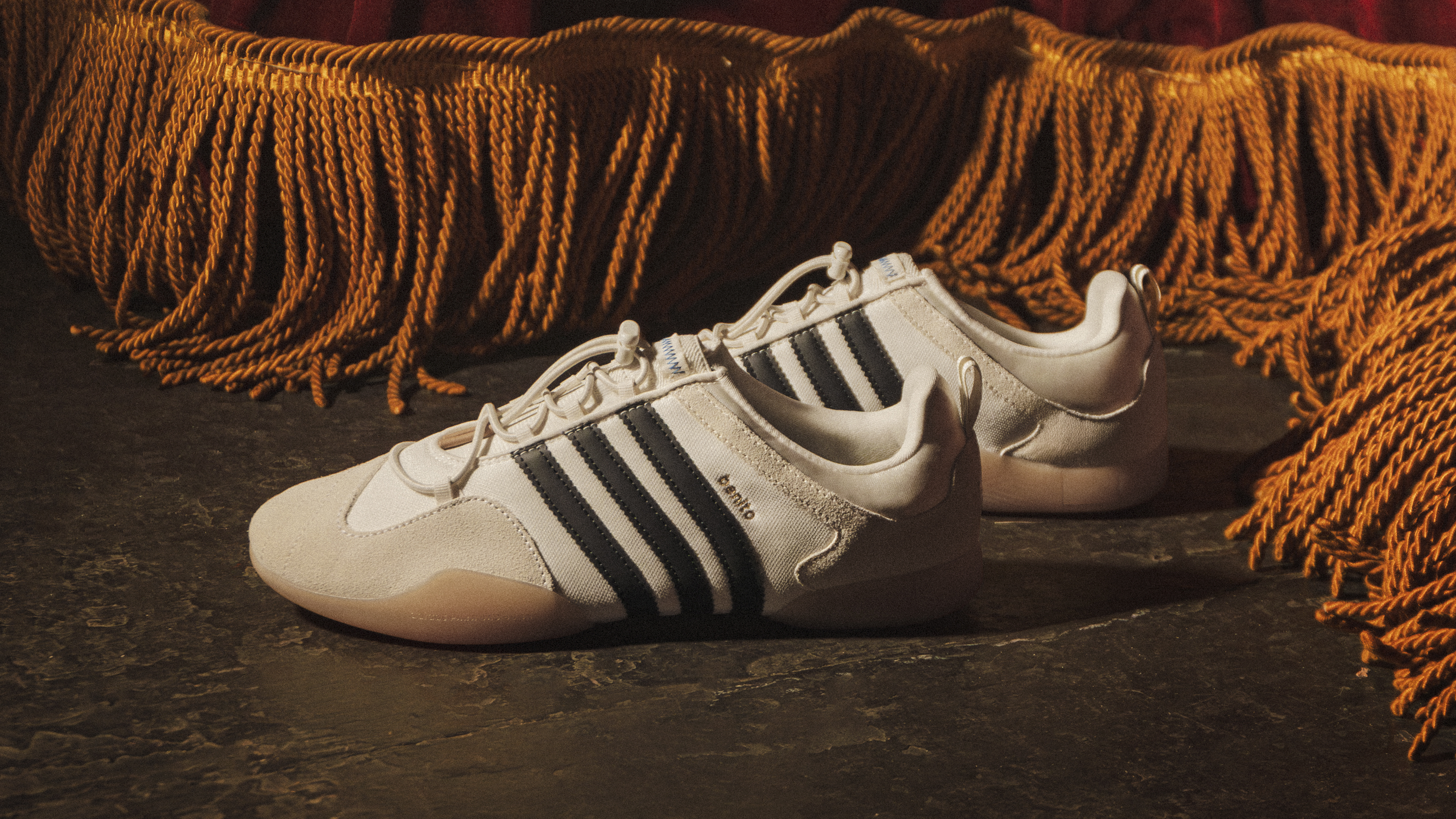 【ADIDAS x BAD BUNNY】 Ballerina Shoes★Off White Core Black Sneaker Politics