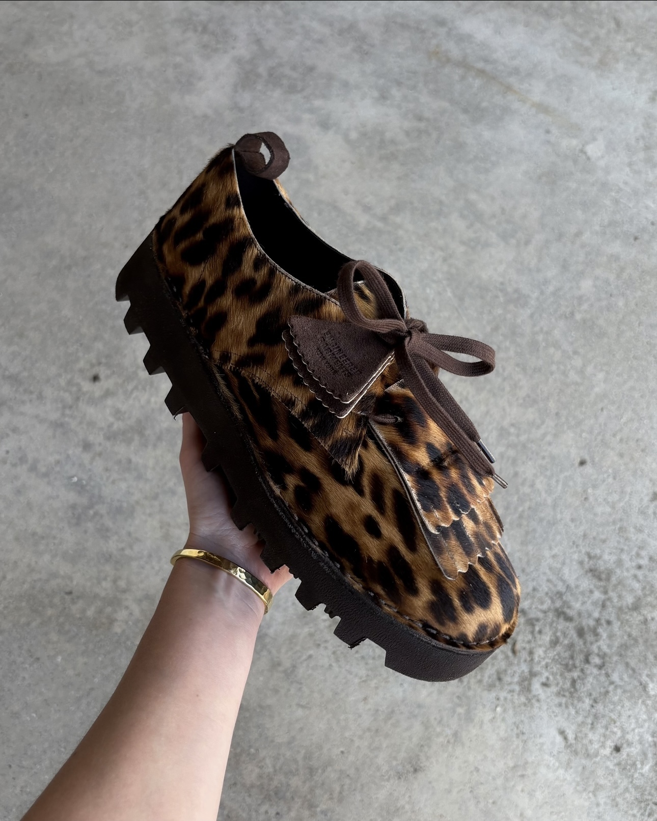靴 ENGINEERED GARMENTS X CLARKS Desert Khan Press Release - Engineered Garments X Clark's - Desert Khan