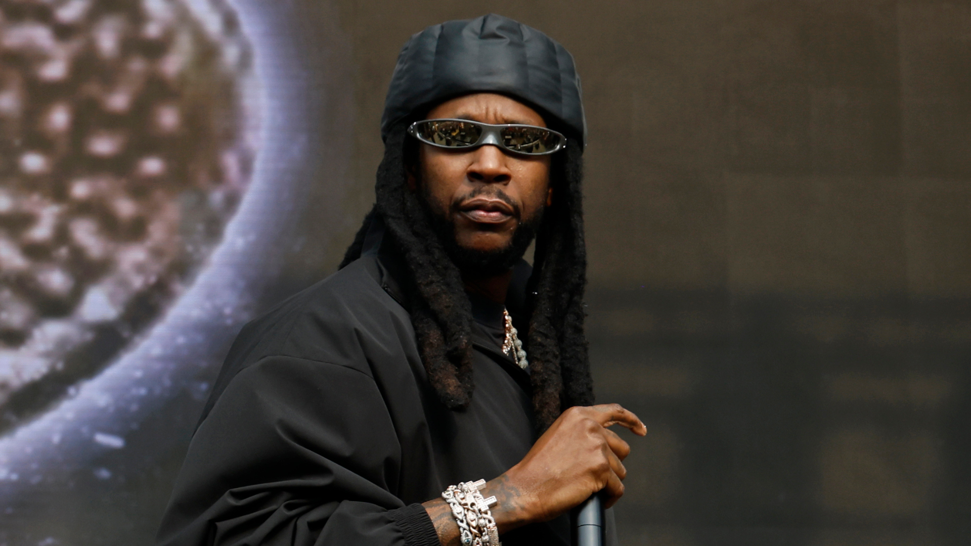 2 Chainz Recalls Selling Drugs for His Mother as a 12-Year-Old, image size:1920x1080