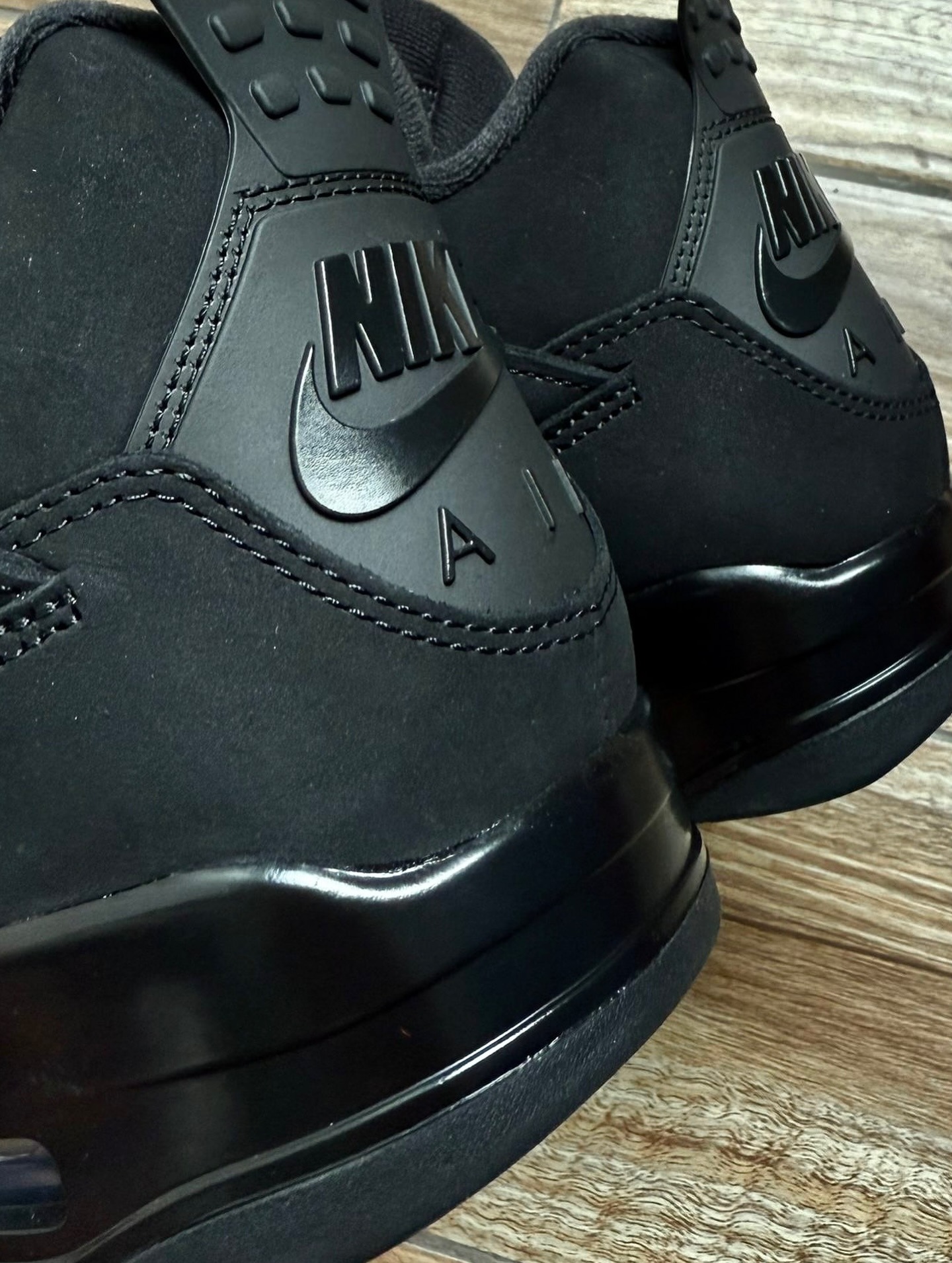 Air Jordan 4 'Black Cat' 2025 Release Date FQ8138-010