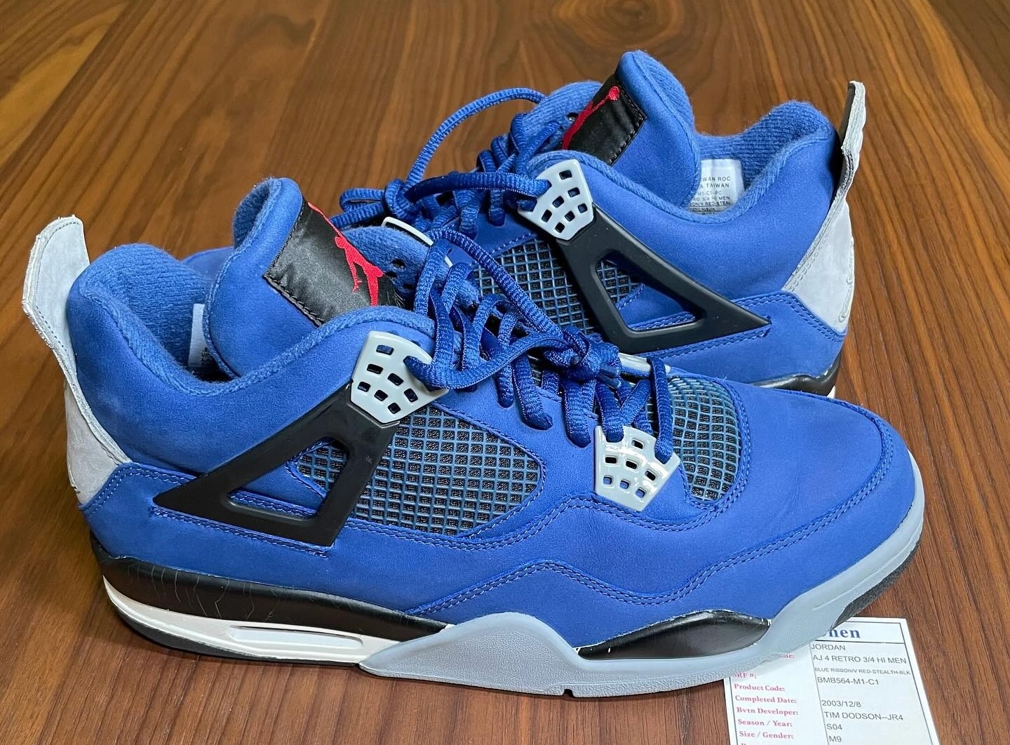 靴 Undefeated Air Jordan 4 UNDEFEATED x Air Jordan 4 2025 | Nice Kicks