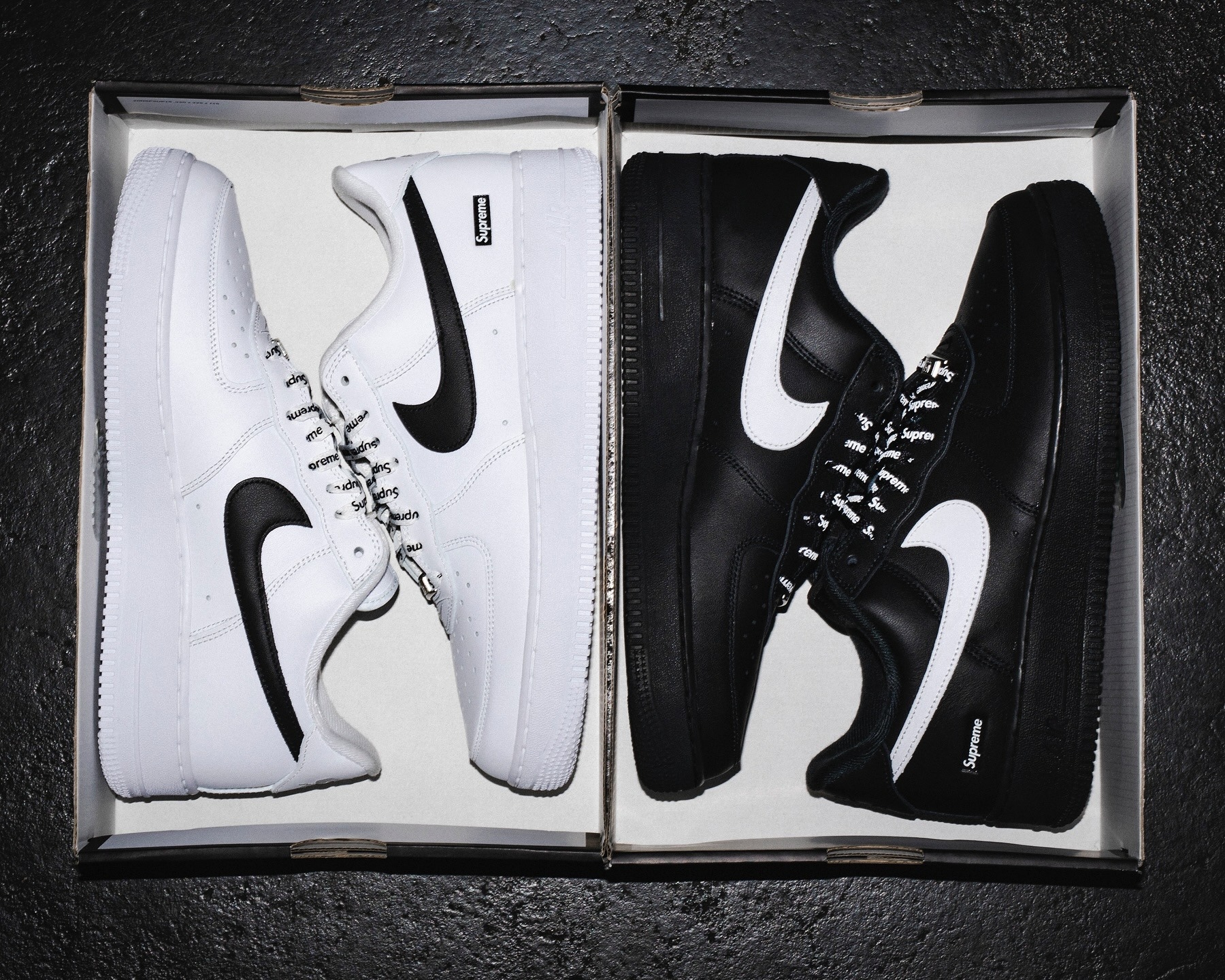 Supreme × Nike Air Force 1 Black/White Supreme x Nike Air Force 1 Low Black/White Release Date 2