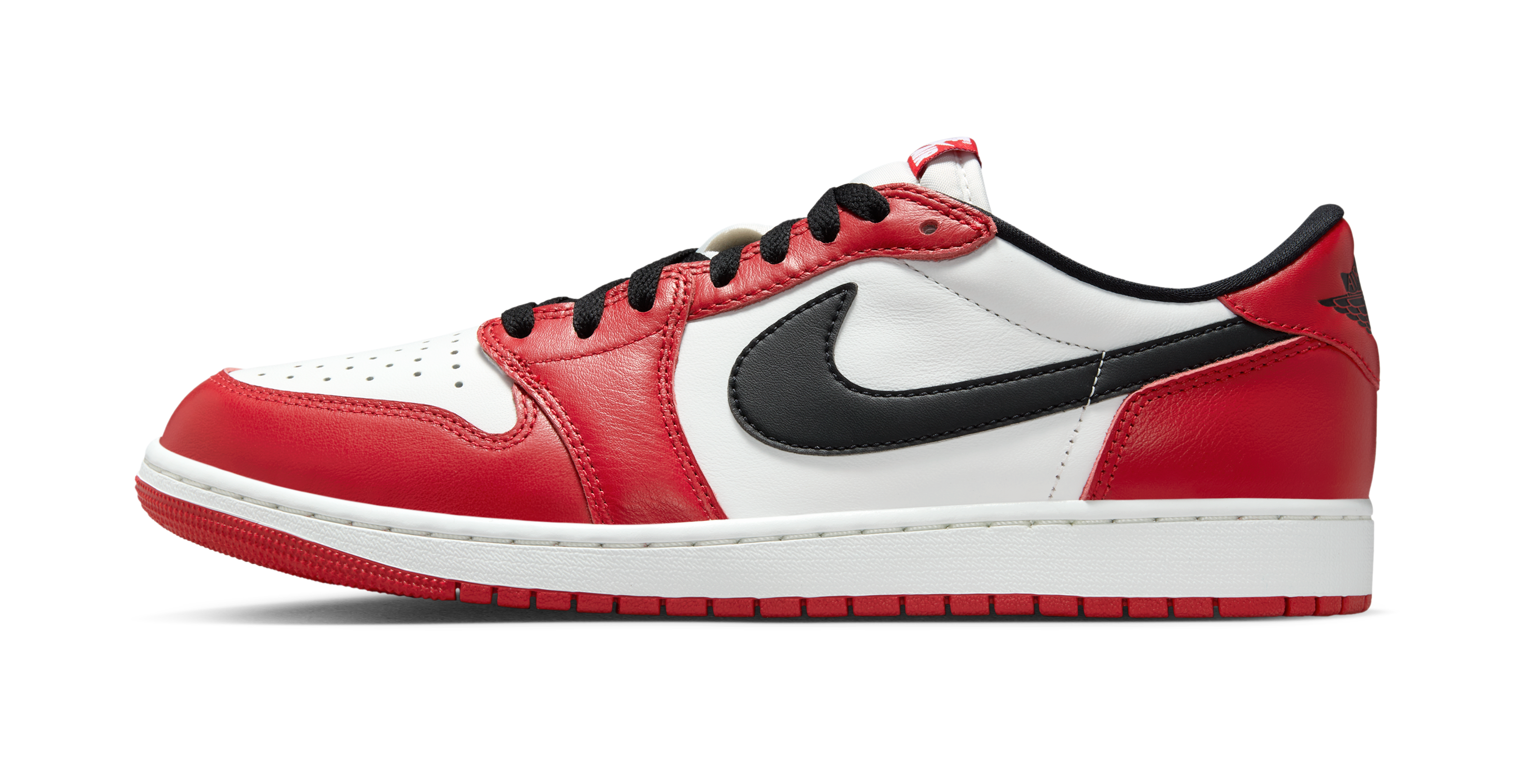 Official Look at This Year's 'Chicago' Air Jordan 1 Low
