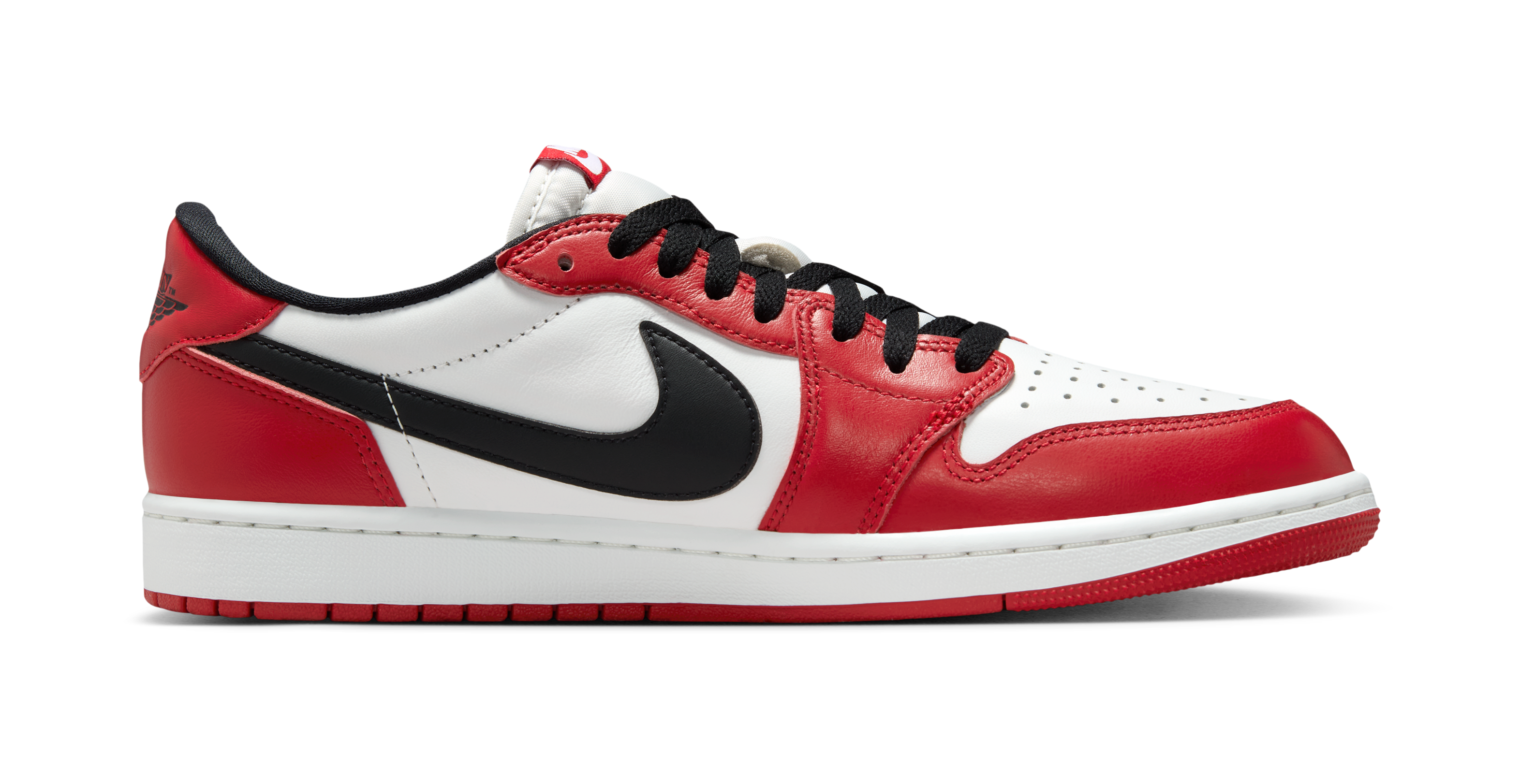 Official Look at This Year's 'Chicago' Air Jordan 1 Low