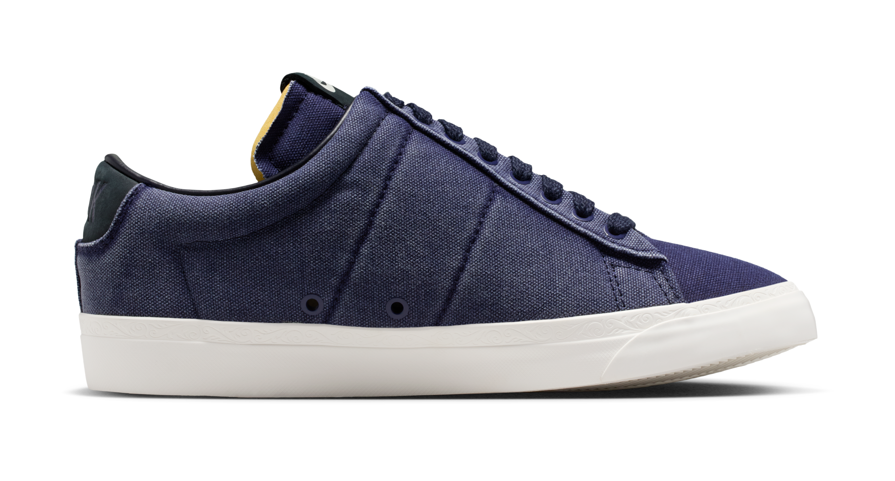 The Nike SB x Air Jordan 1 'LA to Chicago' Is Restocking