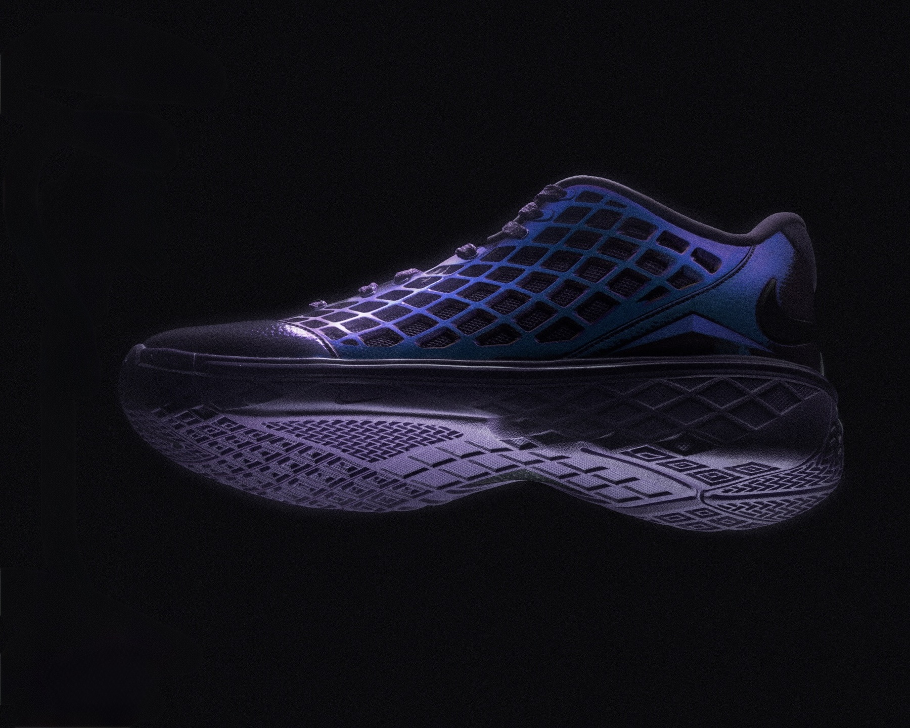 Nike Kobe 3 Low Protro 'Warning Label' Release Date