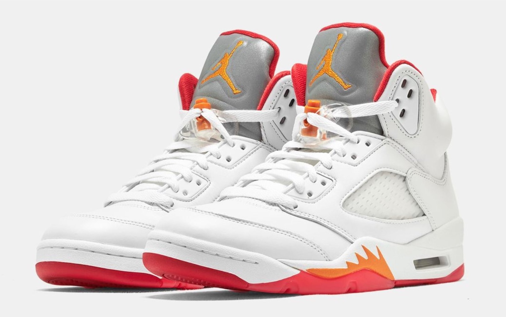 First Look at the 2026 'Sunset' Air Jordan 5