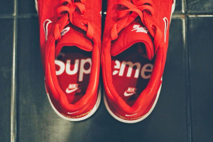 supreme nike shoe collab
