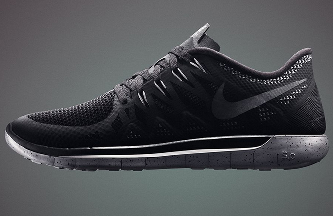 nike free run 5.0 triple black
