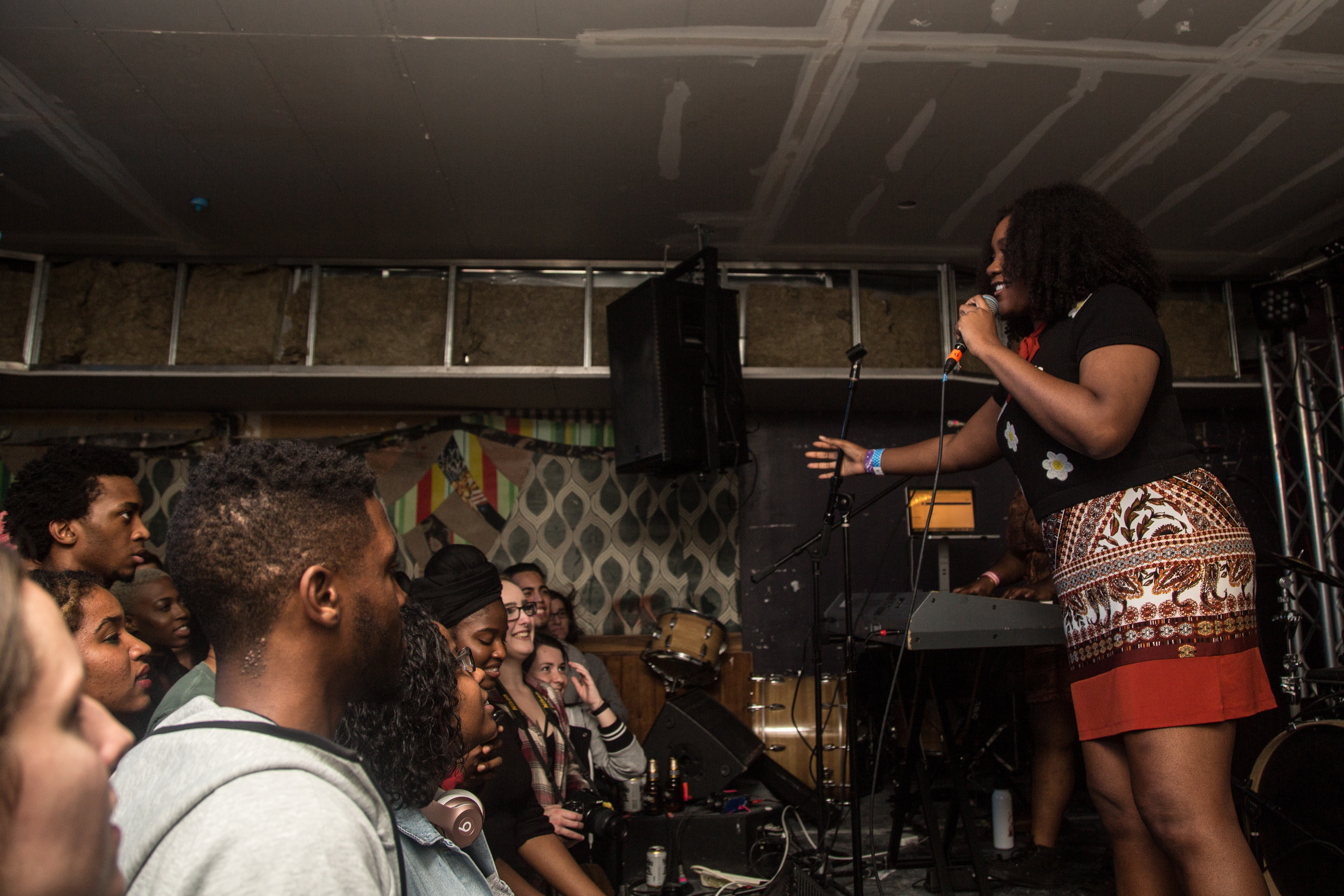 noname-telefone
