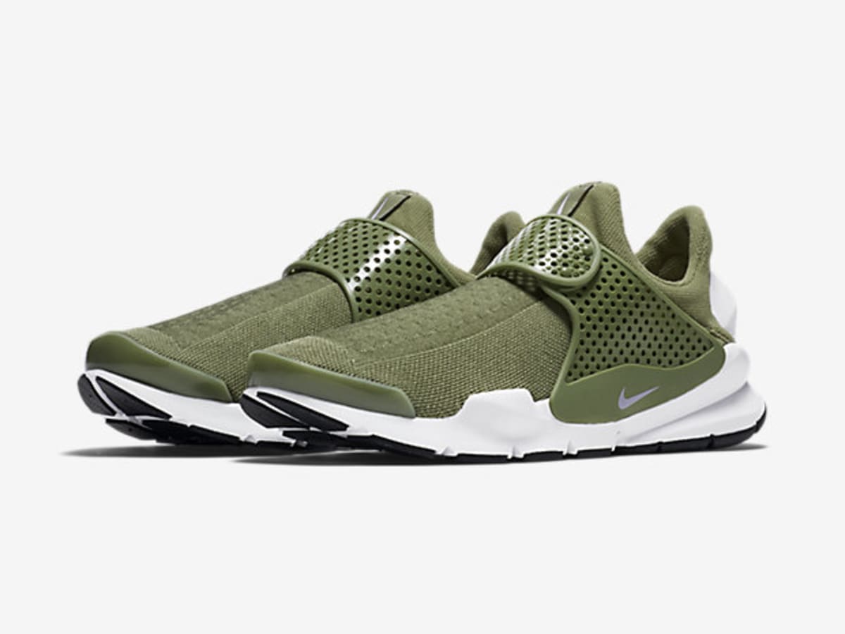 what are the best nike walking shoes