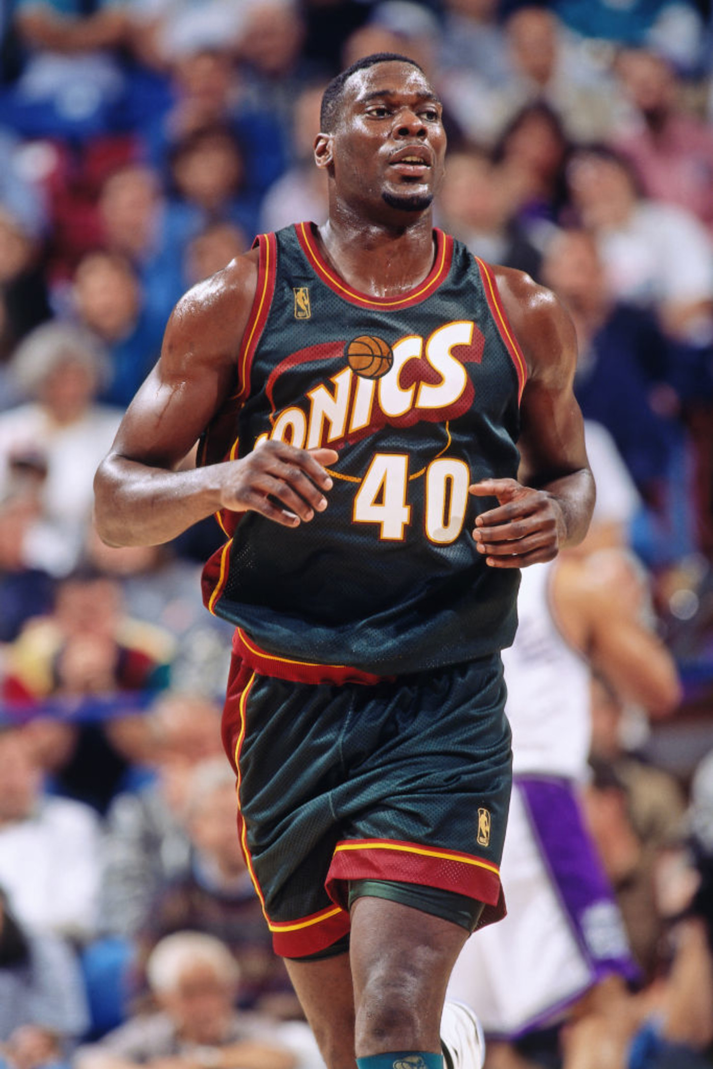 逆境进化为『野兽之王』的shawnkemp!是失败借镜也是永远经典人物.