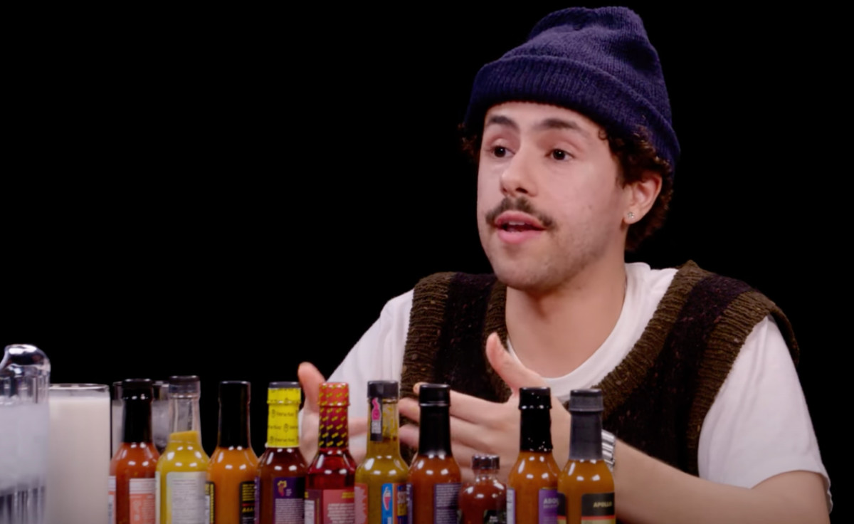 Ramy Youssef Reflects On His First Experience With A Heckler On Hot Ones Complex