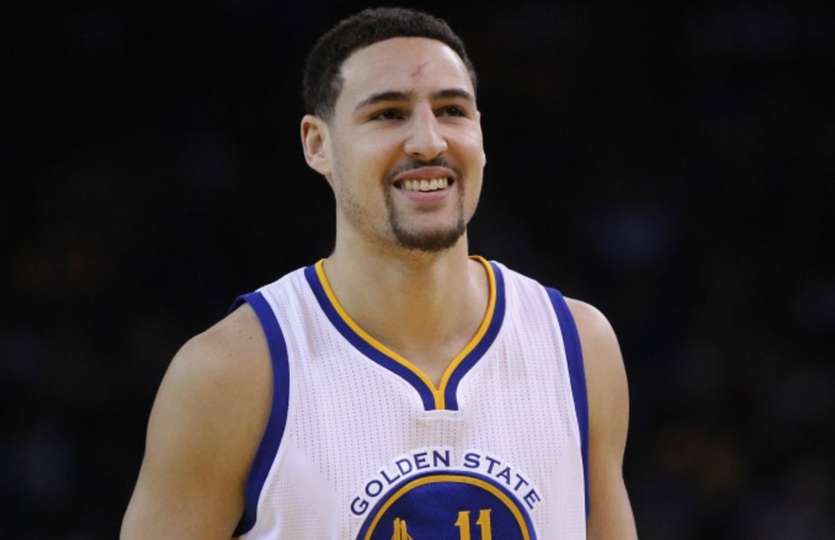 Klay Thompson Says He's Willing to Take a Pay Cut to Stay With the