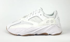 yeezy 700 white gum