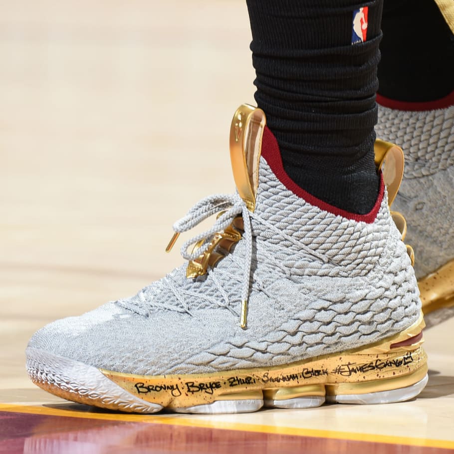 nike lebron 15 gold