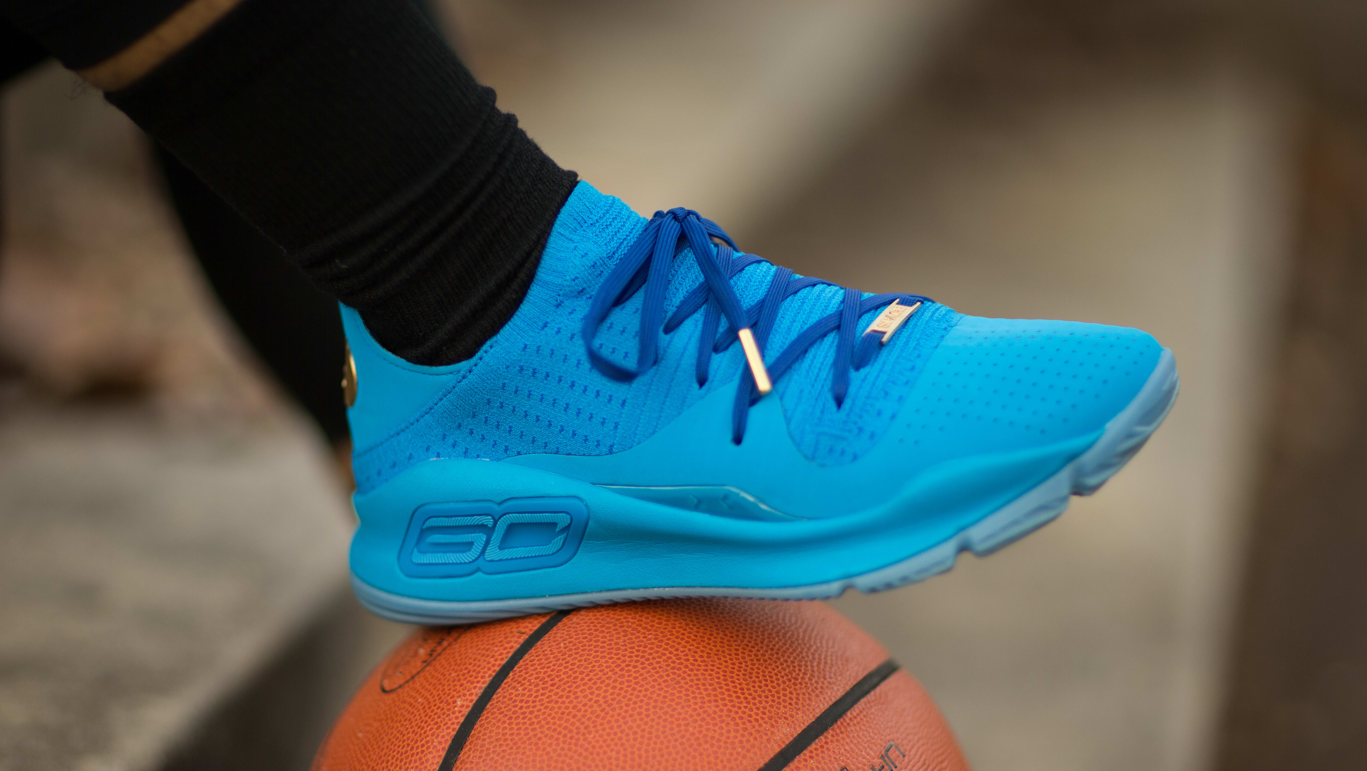 curry 4 blue
