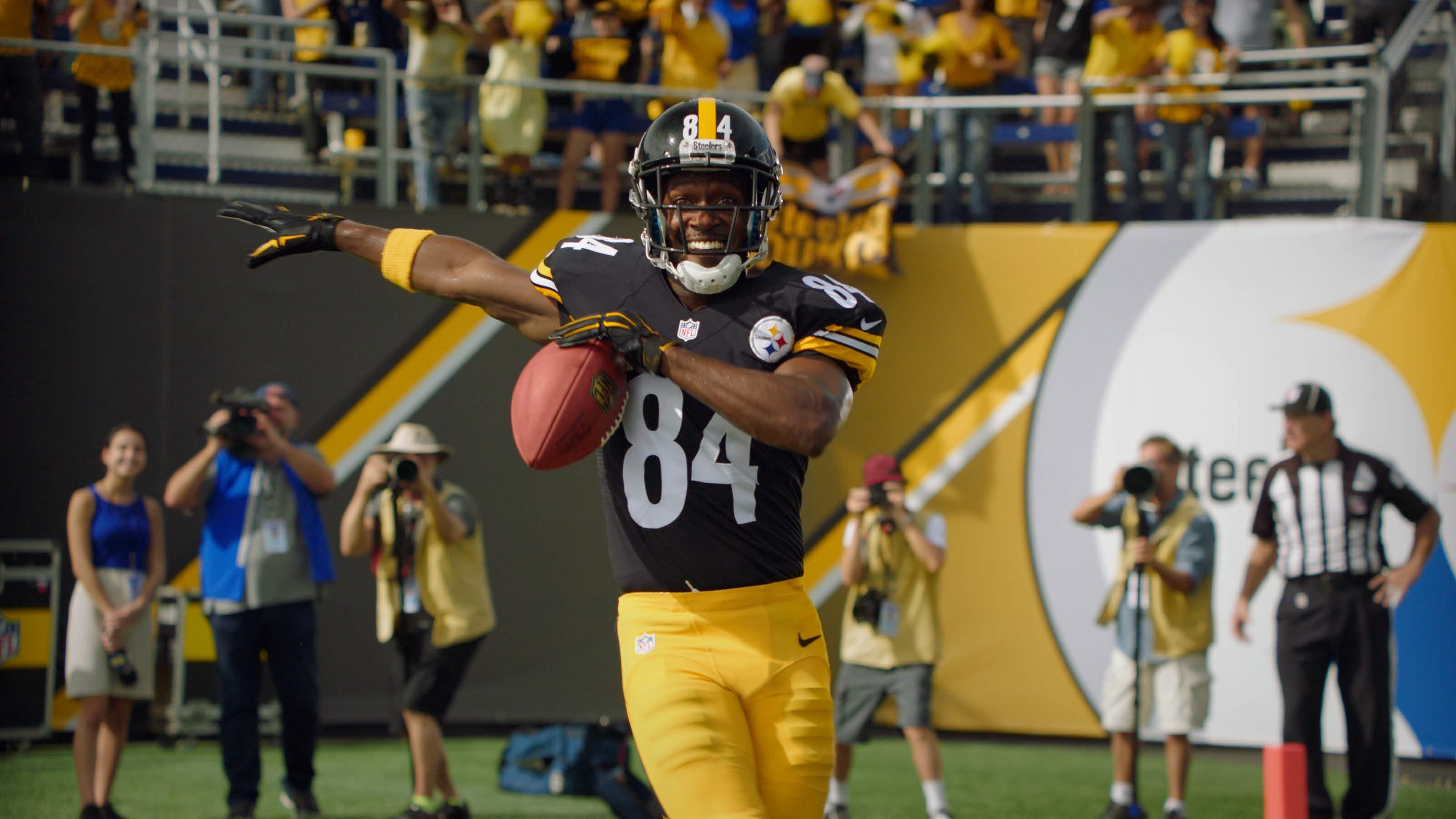 Antonio Brown Won't Rest Until the Steelers Get Back to the Super Bowl | Complex