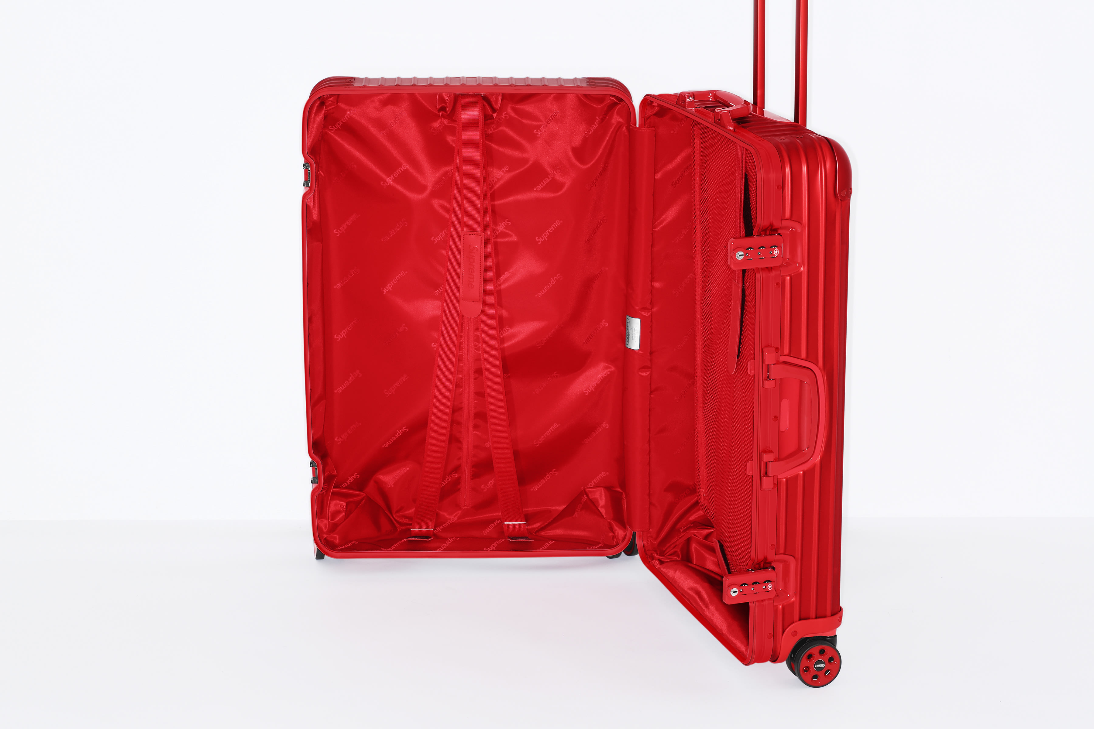 supreme rimowa carry on