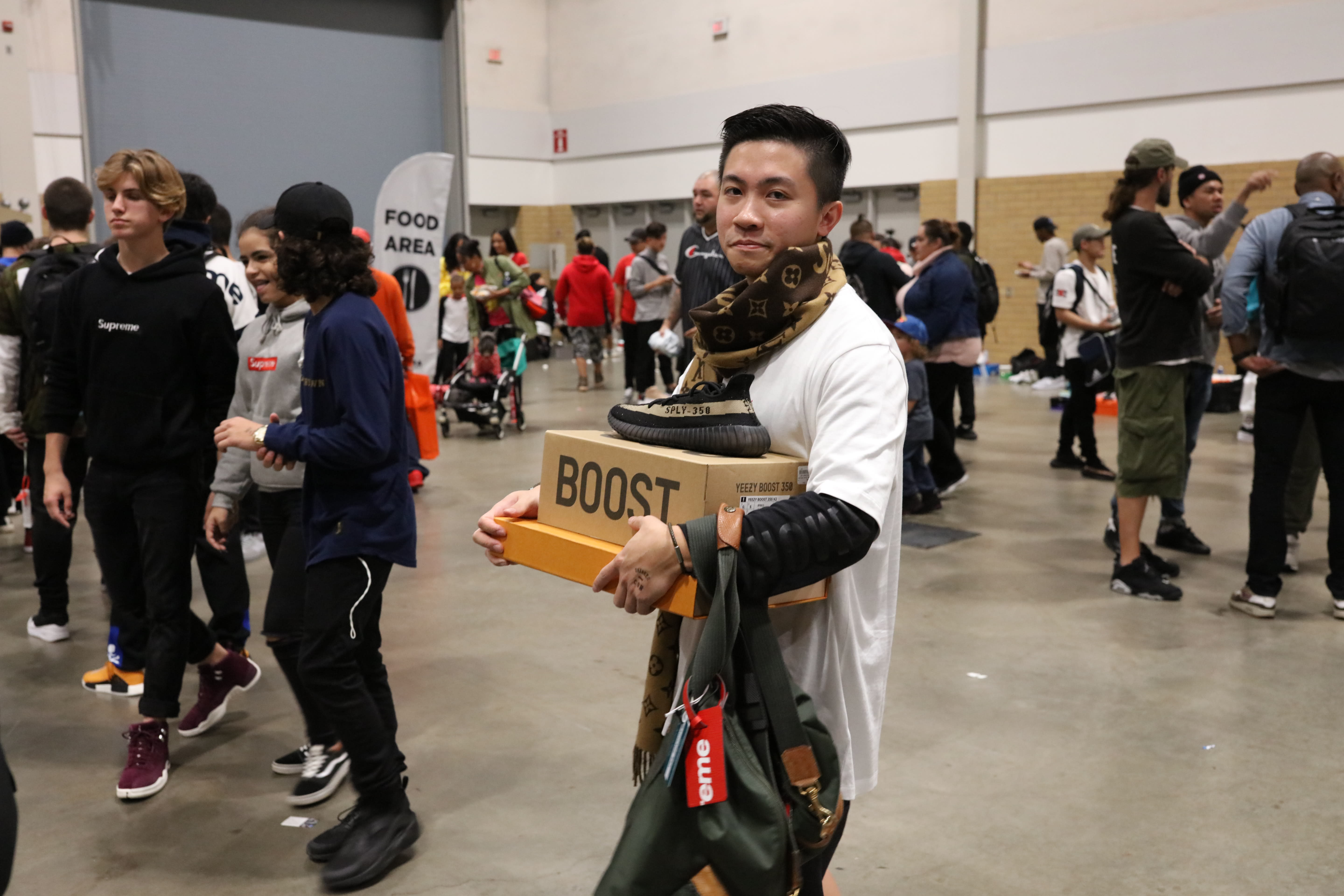 sneaker news canada