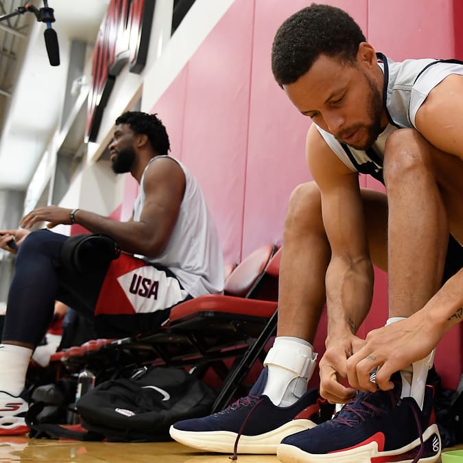 stephen-curry-previews-new-