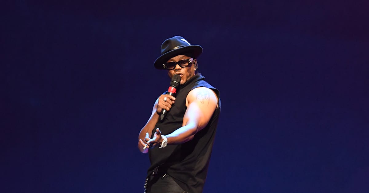 Donell Jones Brings Out 702 to Perform 
