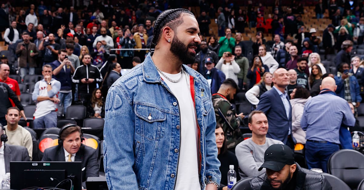 Drake Shares Sweet Message From Mom: 'I'm So Proud of Him'