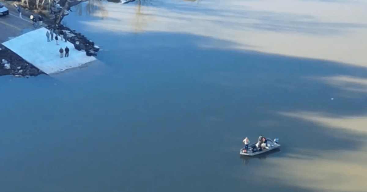 Tennessee Deputy Found Dead in River with Vehicle and Detainee's Body