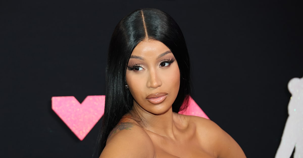 Cardi Says She Plans to ‘Get Rid of Dead Weight’ Amid Offset ...
