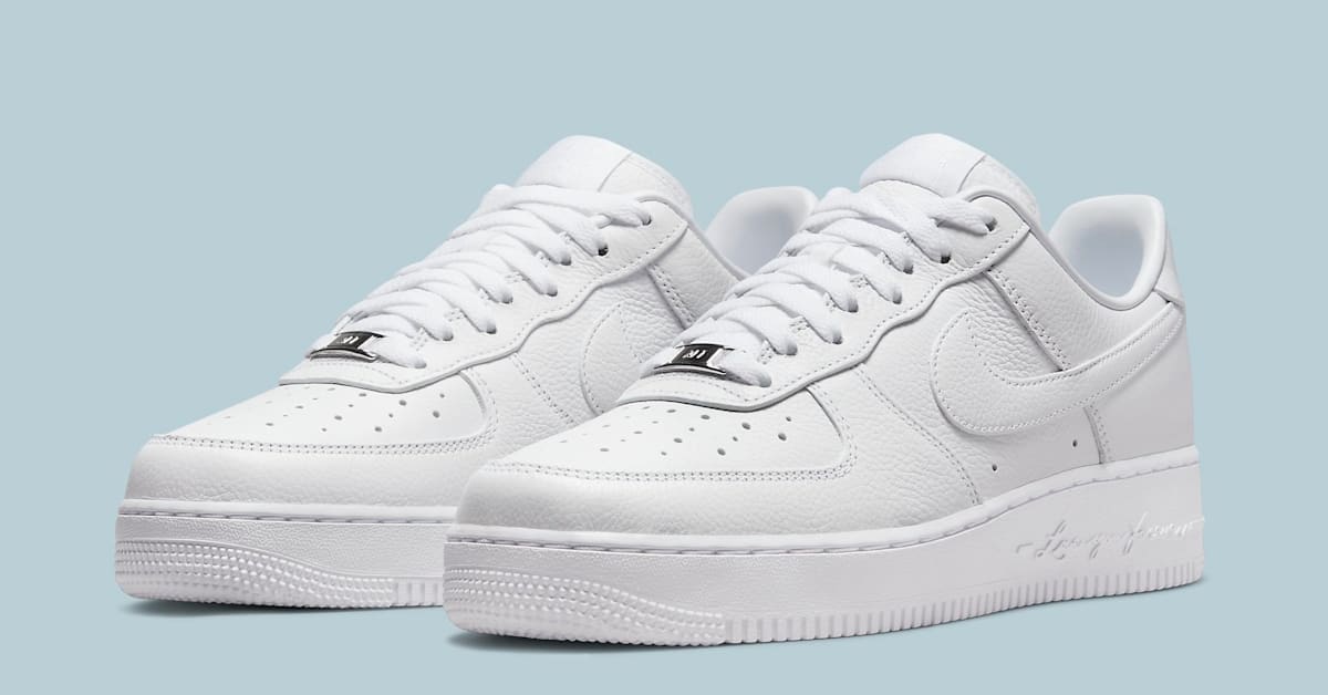 nocta-nike-air-force-1-low- 