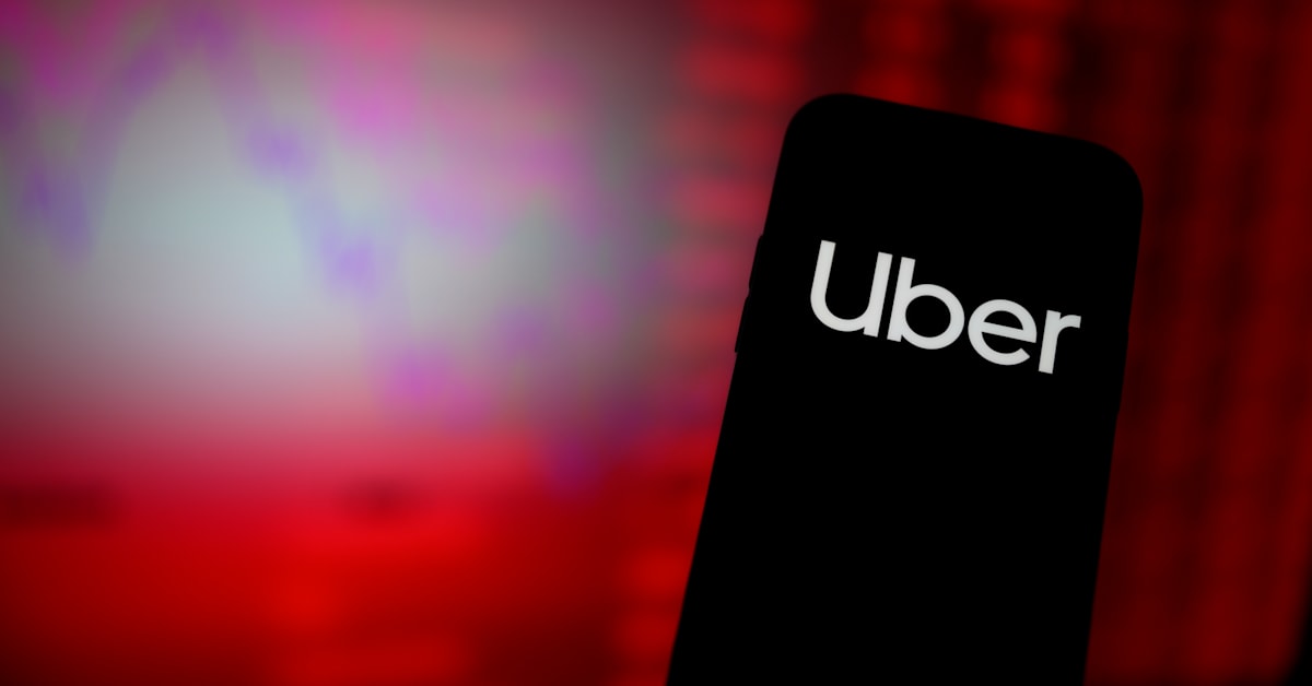 Uber Driver Allegedly Assaulted Passenger and Used Her Phone To Give ...
