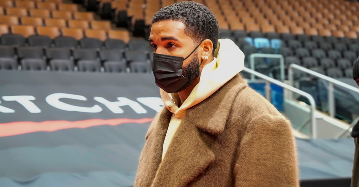 Drake Considered Proposing 42 Times, Memorializes Exes With Chain ...