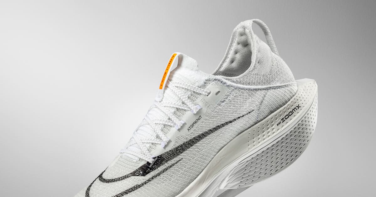 W AIR ZOOM ALPHAFLY NEXT% 25.0 Breaking Down the Nike Air Zoom 