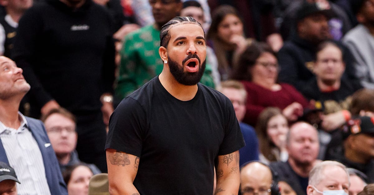 Drake Clashes With YouTuber Anthony Fantano Over DMs: 'Your Existence ...
