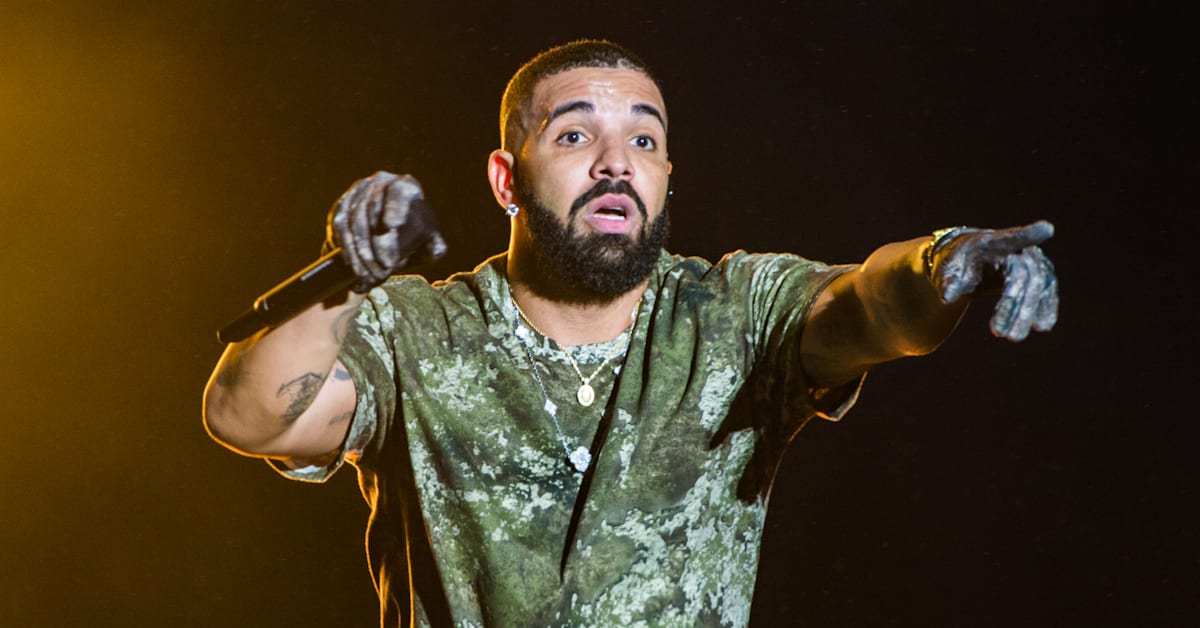 Drake Congratulates Bad Bunny on Breaking Spotify Streaming Record: ‘My ...