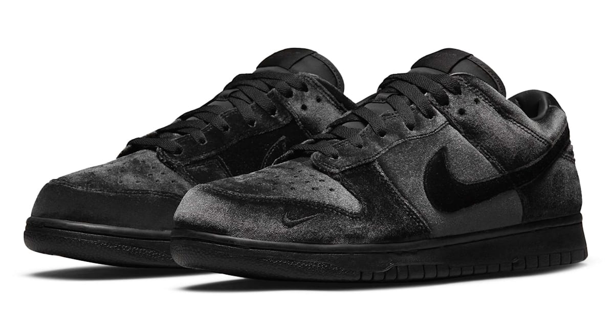 dsm-nike-dunk-low-velvet-black 