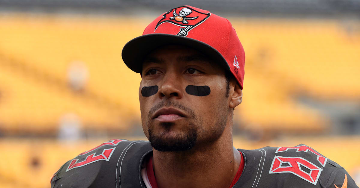 Former Bucs Wide Receiver Vincent Jackson Found Dead in Hotel Room (UPDATE)