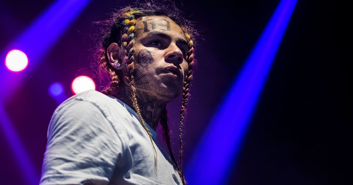 6ix9ine's Ex Reacts to His Recent Instagram Live Appearance