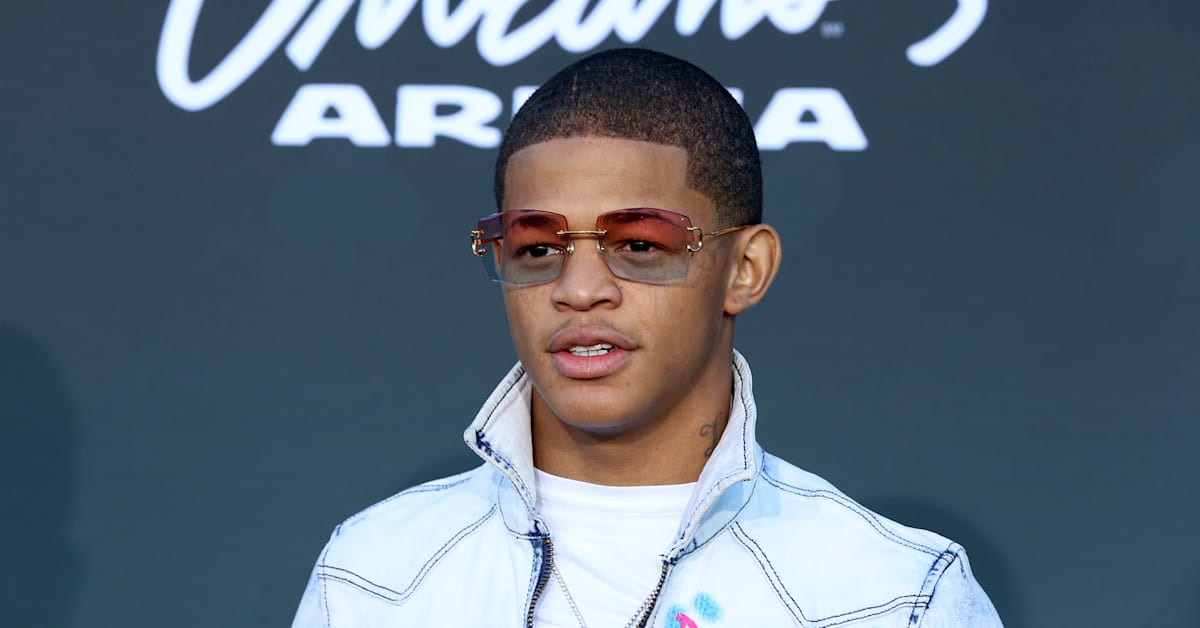 Watch YK Osiris Tell a High School Class Their Favorite Rappers ‘Be ...